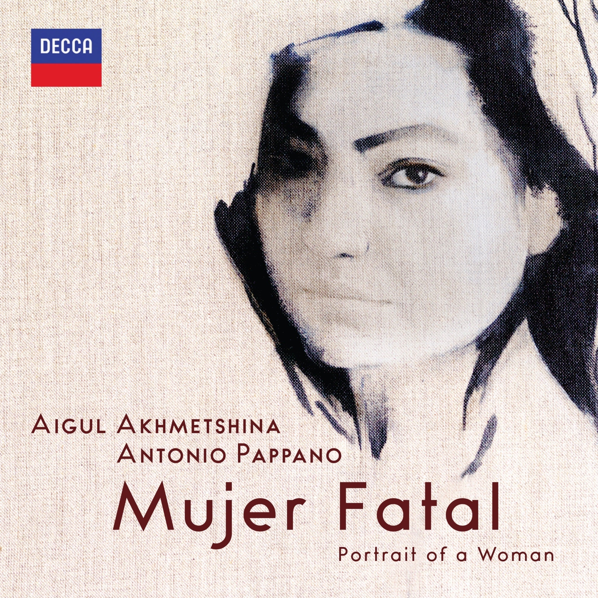 Aigul Akhmetshina: Mujer Fatal - Portrait of a Woman