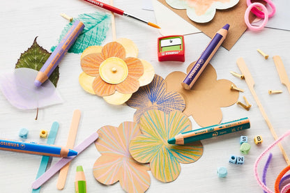 STABILO - Kleurpotlood, aquarelpotlood & waskrijt in één - woody 3 in 1 Deskset - 13 Kleuren - Doos met 38 stuks en 3 puntenslijpers
