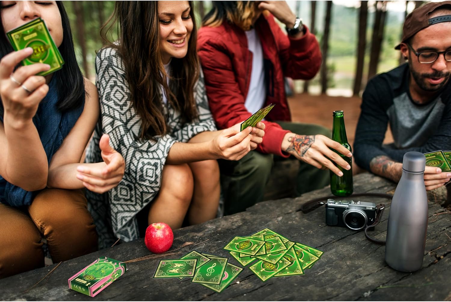 Waddingtons Number 1 Playing Card Game, Wicked Waddingtons Number One, Play with Glinda, Elphaba and the Wizard, Great Travel Companion, Gifts and Toys for Boys, Girls and Adults