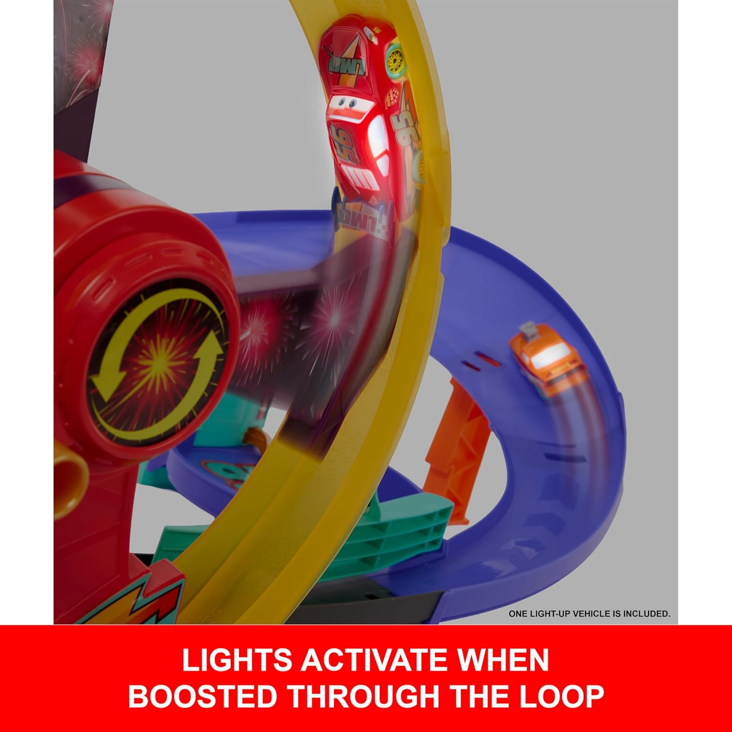 Mattel Disney Pixar Cars Toy Track Set with Light-Up Lightning McQueen, Race to Celebrate Celebration Raceway Playset with Loop & Wind-Up Kicker
