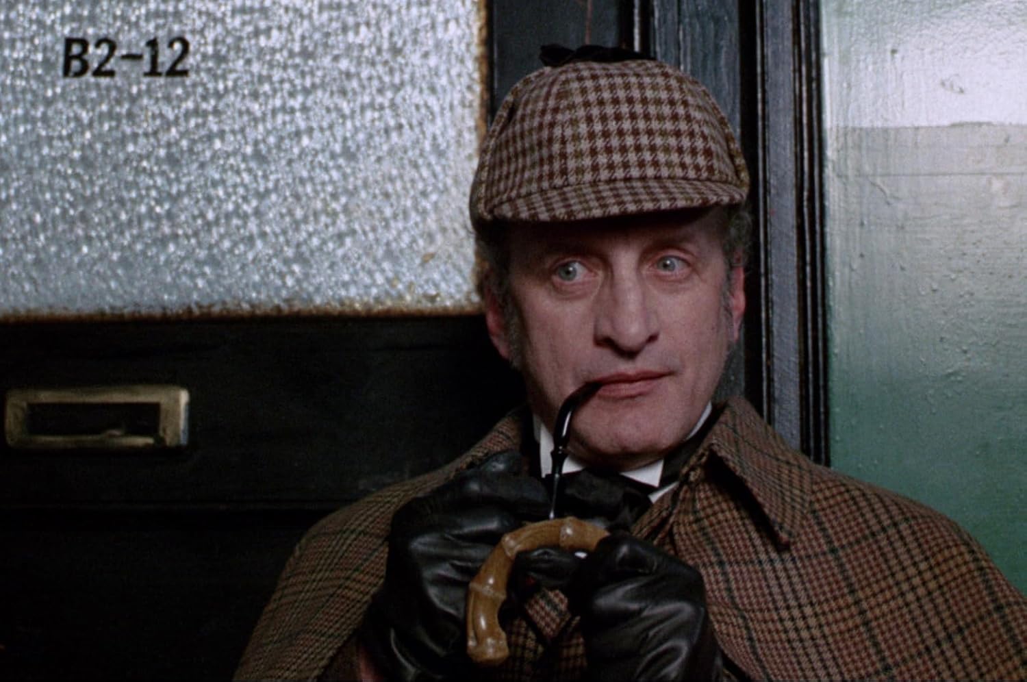 DER VERKEHRTE SHERLOCK HOLMES