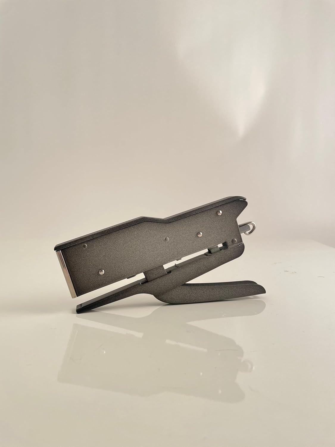 Cucitrice A Pinza 548/E Raw