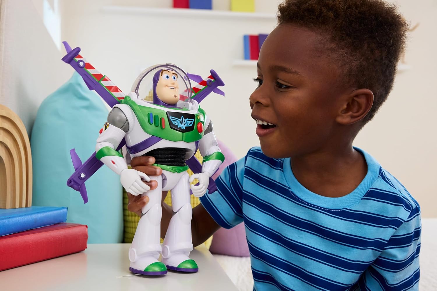 Mattel Disney and Pixar Toy Story 5 Flight Mode Hi-TechBuzz Lightyear | Movable Wing Activation, 12-inch Toy Figure, 35+ Sounds & Movie Phrases