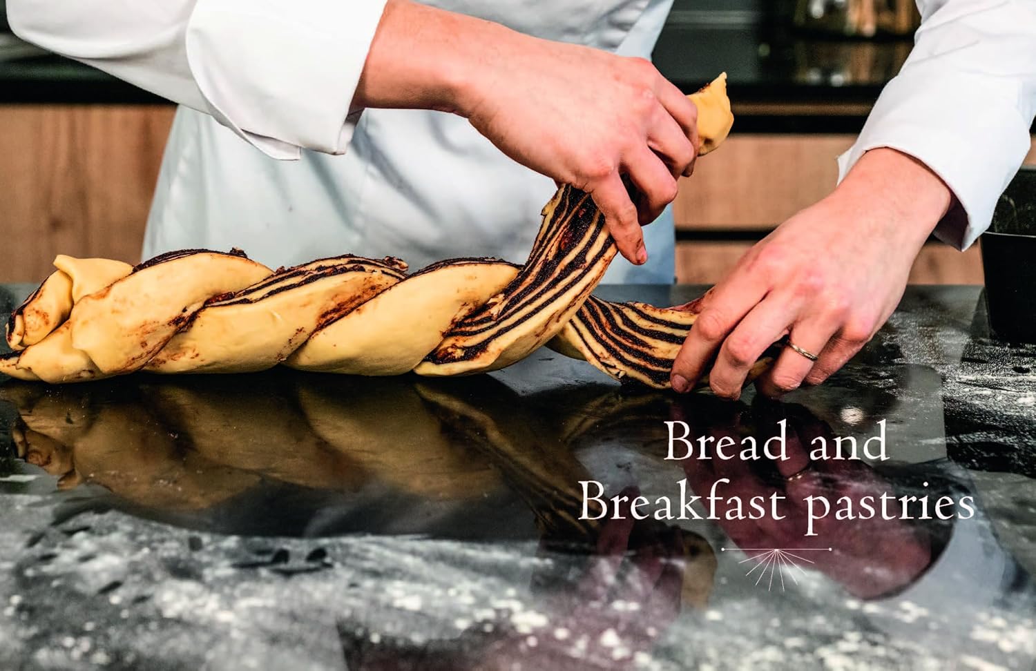 Delicate Pastry: 60 Recipes for Step-by-Step Learning