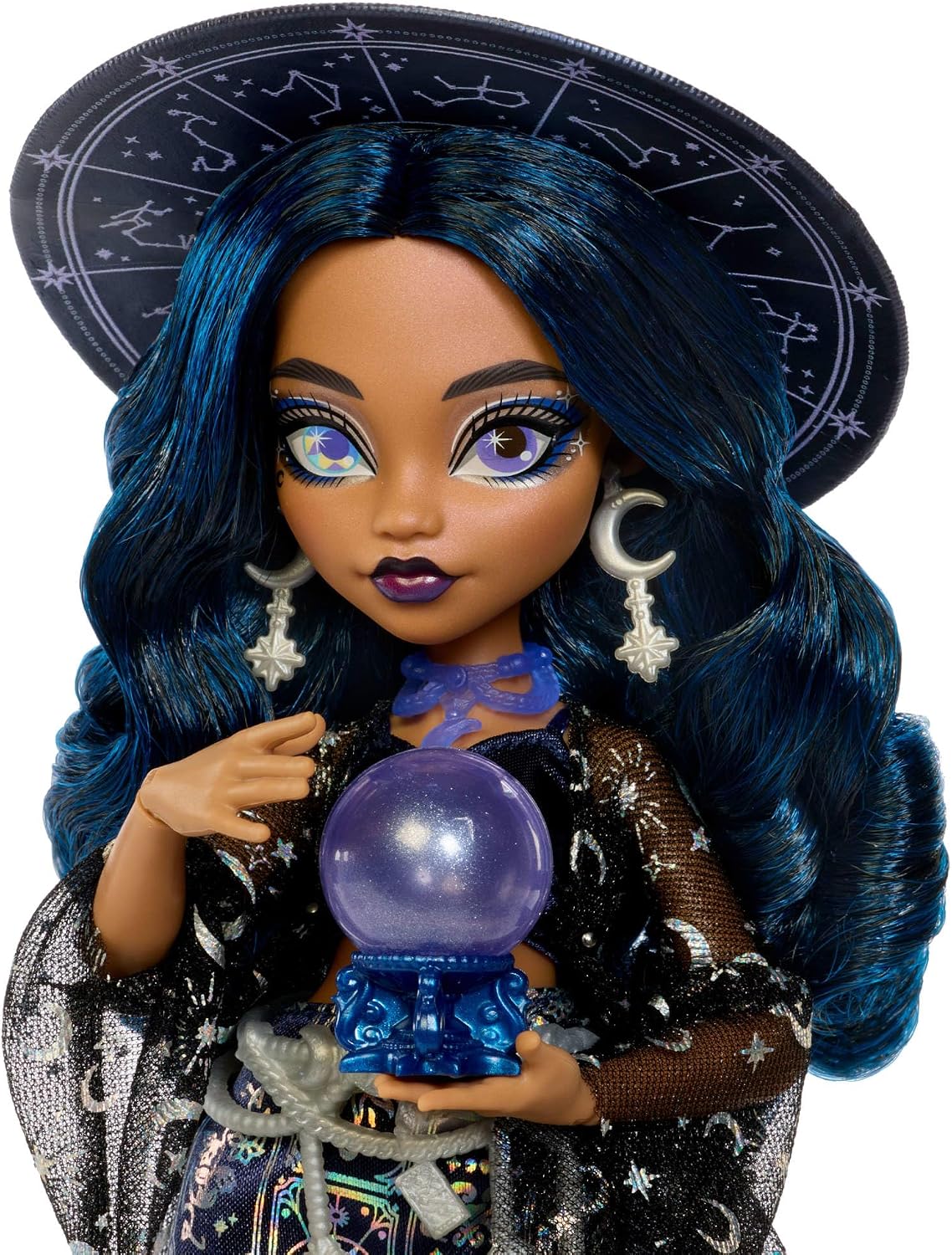 Monster High Doll, Moonspell Magic Claire De Luna The Clairvoyant Witch with Cauldron Surprise & Accessories like Crystal Ball, JMB89