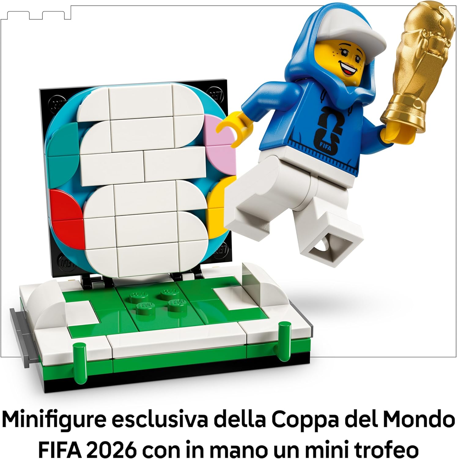 LEGO Editions Trofeo Ufficiale della Coppa del Mondo FIFA - Kit di Modellismo Fai da Te 3D con Minifigure da Collezione - Regalo per Ragazzi e Ragazze da 12 Anni in su e Adulti Fan dello Sport - 43020