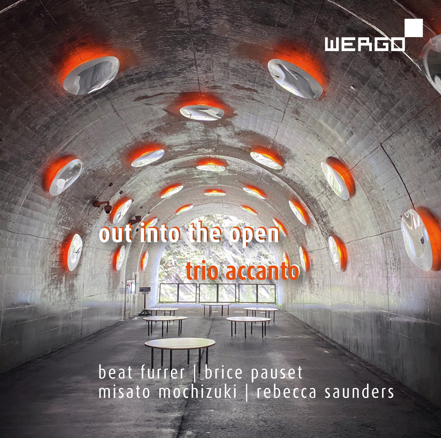 Trio Accanto: Out Into the Open