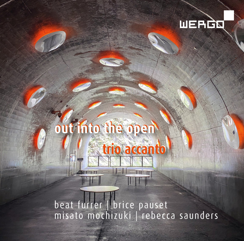 Trio Accanto: Out Into the Open