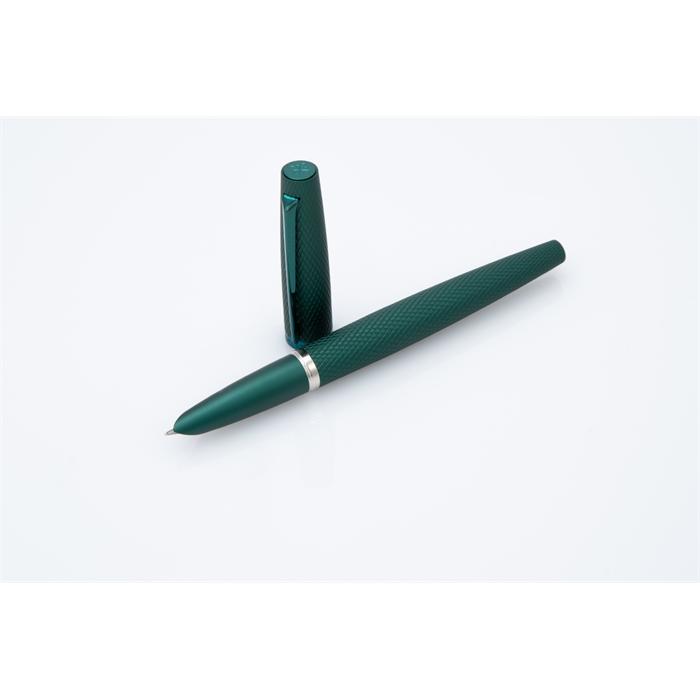 Diplomat Fountain Pen Viper green guilloche - Fine/Medium