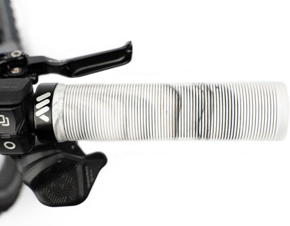 MTB Griffe AMS Barcode – Lenkergriffe mit Lock-On System – klassischer Komfort ohne Handschuhe – ideal für Trail, Dirt Jump und Freeride