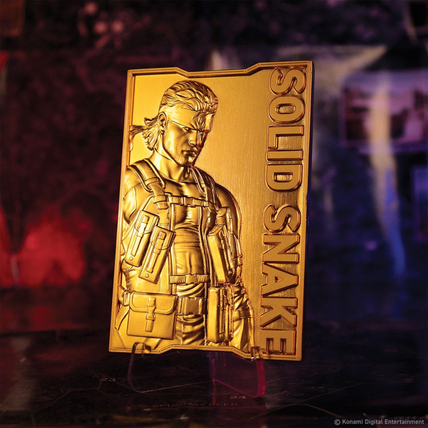 FaNaTtik Metal Gear Solid - Lingotto a serpente placcato oro 24 carati, con licenza ufficiale ed edizione limitata (2.001 in tutto il mondo) con numerazione individuale
