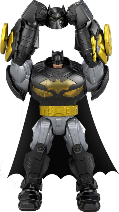 Mattel DC Premier - Batman, action figure con luci e 8 suoni diversi, indossa un'armatura da robot oversize con accessori tra cui lanciaproiettili e dischi da battaglia, JMP84