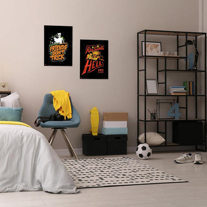 Gruppo Erik - Set di 2 mini poster Stranger Things | Poster decorativi per camera da letto e soggiorno, decorazione da parete originale | Licenza Ufficiale | 52 x 38 cm