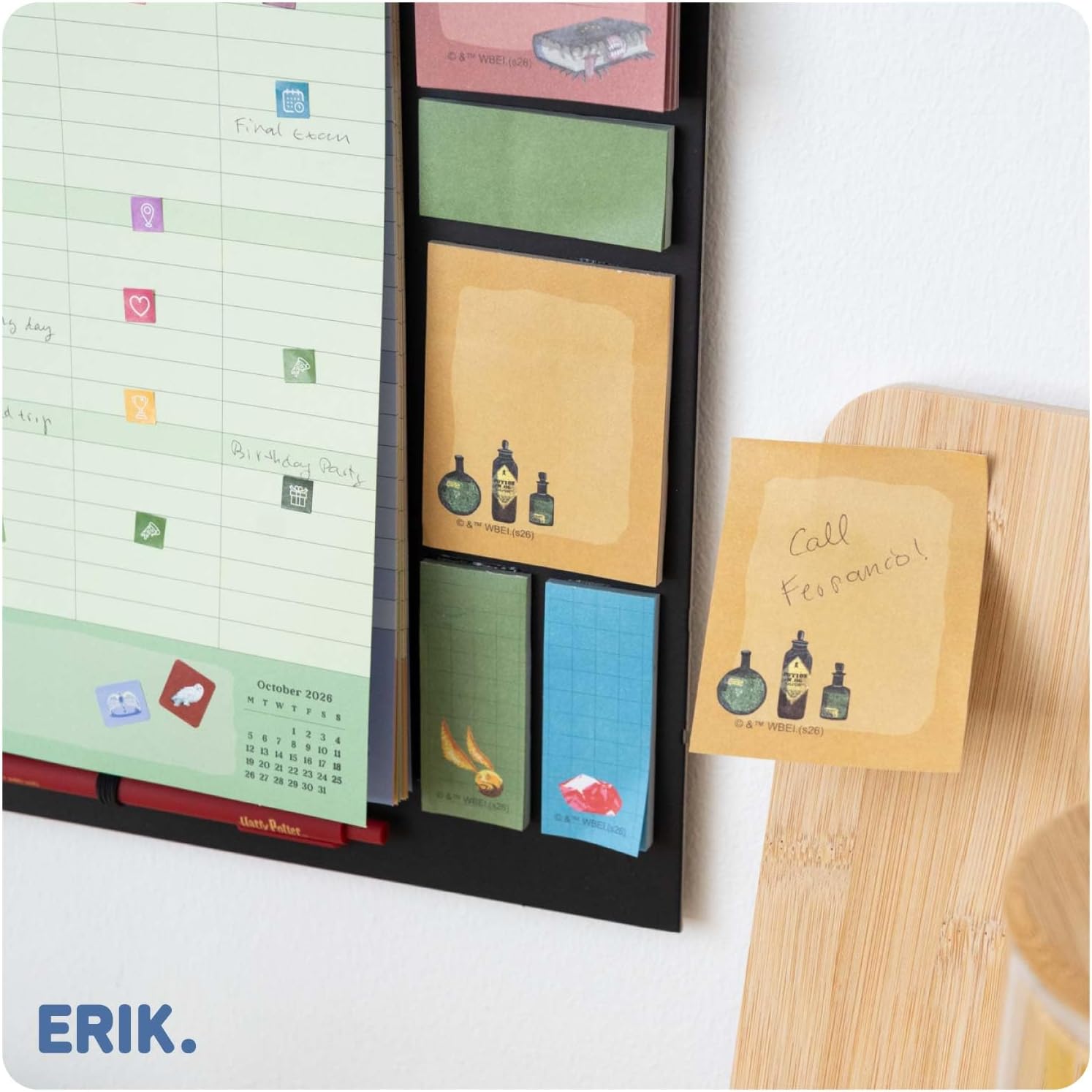 Grupo Erik Calendario Famiglia 2027 Harry Potter Gadget - Calendario 2027 da Muro con Penna, Sticky Notes, To Do List e Stickers | Planner Mensile con Spazi per Note, Set 2026 a Dic 2027 (30 x 34 cm