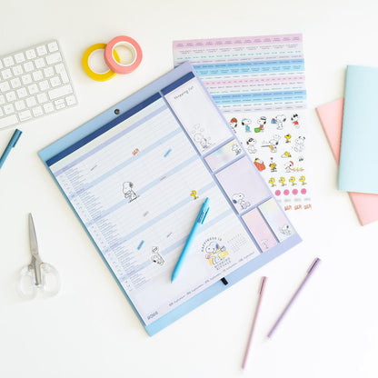 Grupo Erik Calendario Famiglia 2027 Snoopy Peanuts - Calendario Magnetico Frigo con Penna, Sticky Notes, Shopping List e Stickers | Planner Mensile con Spazi per Note, Set 2026 a Dic 2027 (30 x 35cm