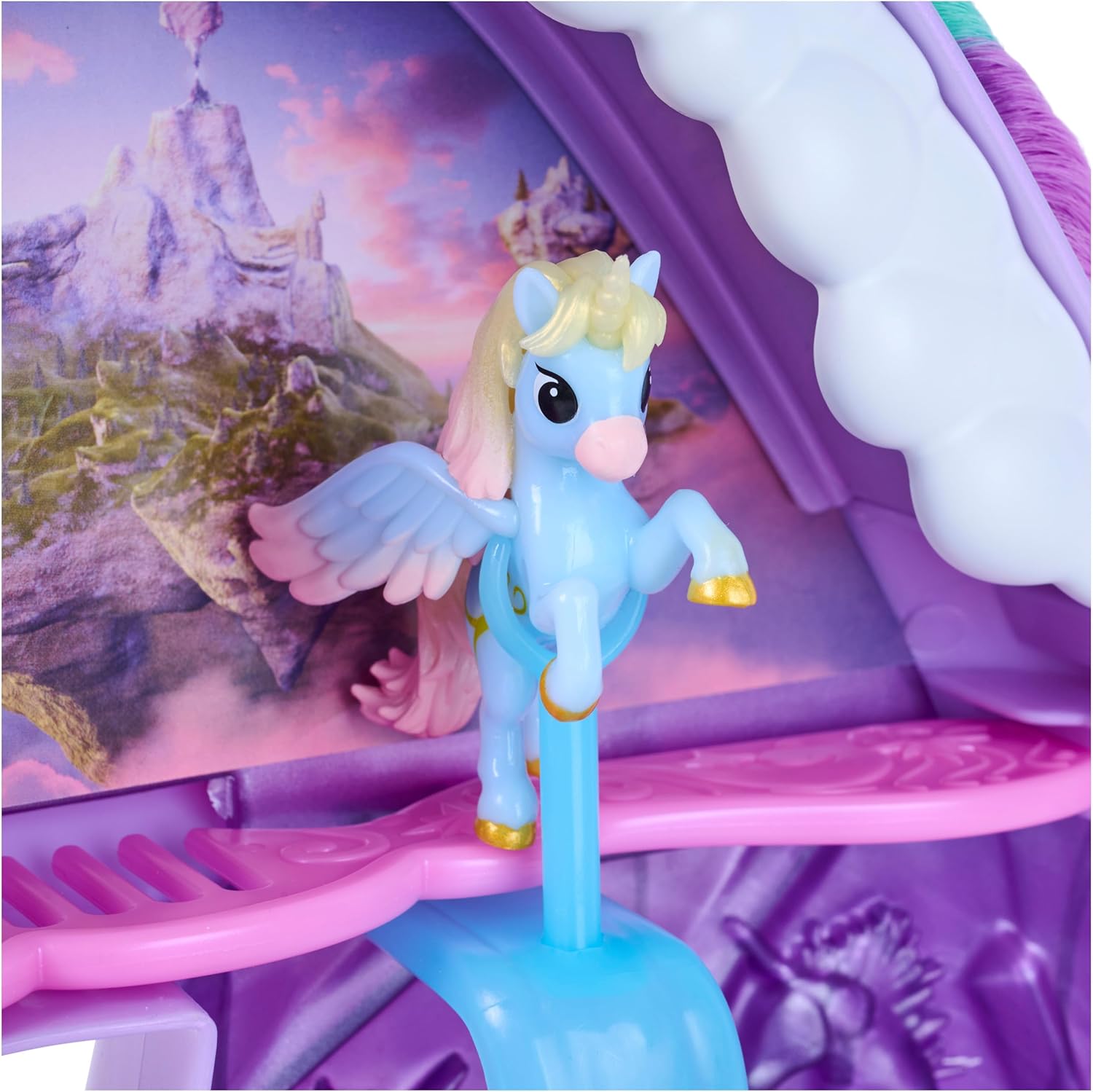 Unicorn Academy, 2-in-1 Wildstar Styling Head and Mini Figure Playset with over 15 Pieces and Hair Accessories, Dolls and Unicorn Toys for Girls, Birthday Gifts for Ages 4 and up