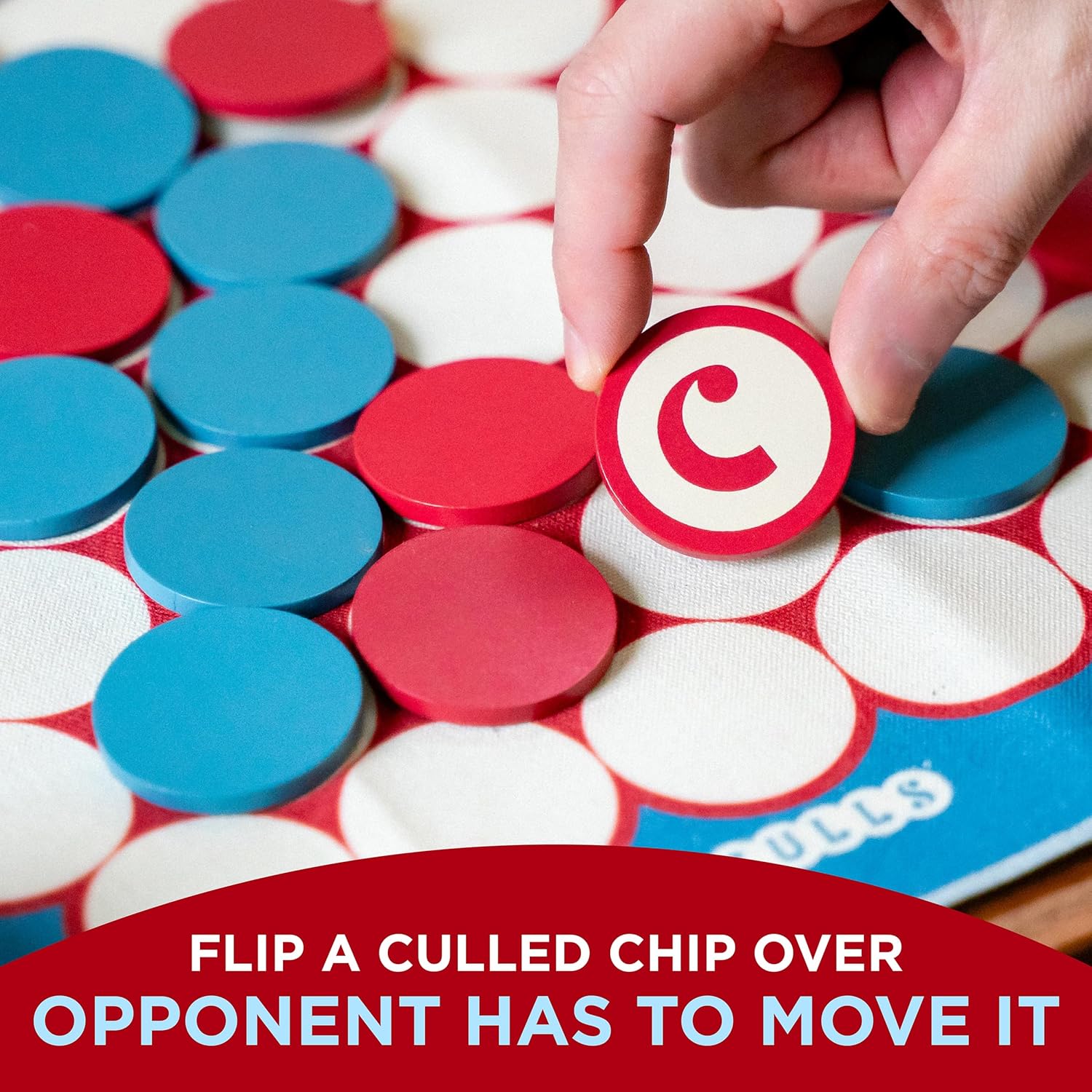 USAopoly | Culls | Abstract Strategy Board Game, Chip Placement, Area Control, Portable Components, Wooden Chips And Canvas Bag | 2-4 Players | 10+ Min