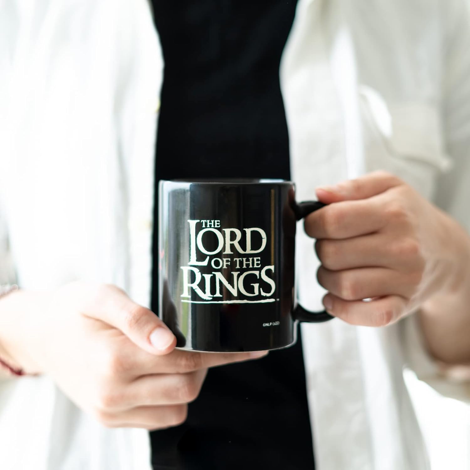 Grupo Erik Tasse en céramique – The Lord of The Rings Merchandising | 350 ml Tasse à café, thé, tasses et tasses cool | Le Seigneur des Anneaux Cadeaux LOTR de moins de 4,5 kg