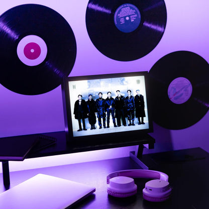 BTS Gerahmter LED Druck