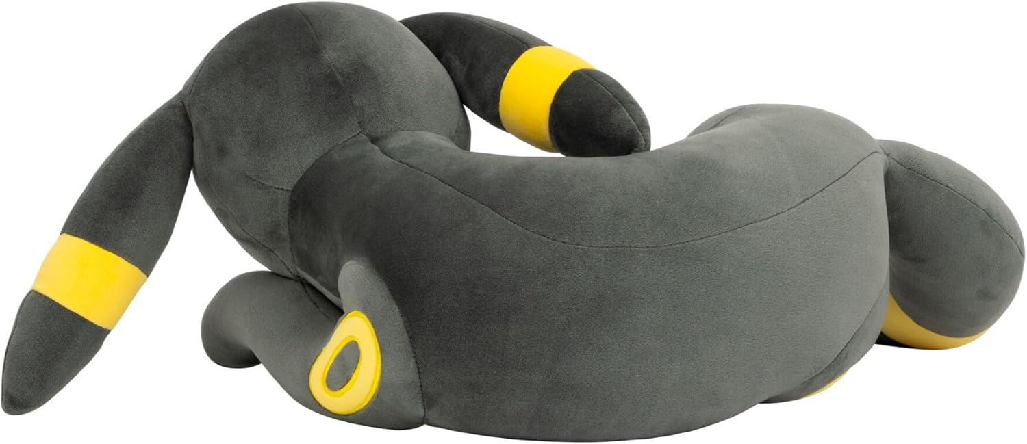 Pokémon PKW5196-45cm Schlafendes Plüsch - Nachtara, offizielles Plüsch | Offizielles Plüsch Produkt