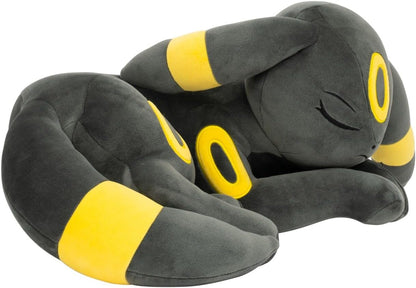 Pokémon PKW5196-45cm Schlafendes Plüsch - Nachtara, offizielles Plüsch | Offizielles Plüsch Produkt