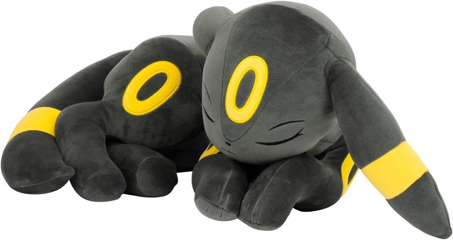 Pokémon PKW5196-45cm Schlafendes Plüsch - Nachtara, offizielles Plüsch | Offizielles Plüsch Produkt