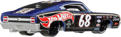 Hot Wheels Collector Vehicle Auto Boulevard Ford Torino Talladega 68 3+