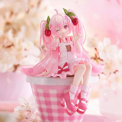 Hatsune Miku Noodle Stopper Pvc Statue Sakura Miku 2025 Wink Ver. 14 Cm