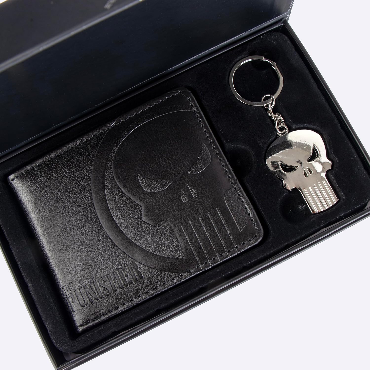 The Punisher Unisex Gift Set – Black PU Wallet with Skull Engraving and Metal Keyring, Official Marvel License, One Size, Daily Use