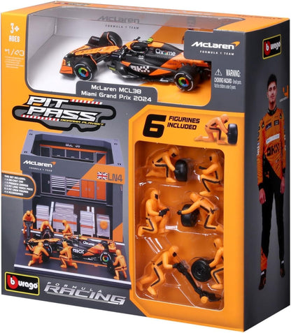 Bburago - Pit Stop McLaren MCL38 (2024) #4 Norris, Speelset met Diorama, Voertuig Schaal 1:43 en 6 Monteurs, Gedetailleerde Replica, McLaren-Licentie, Leeftijd 3+ Jaar