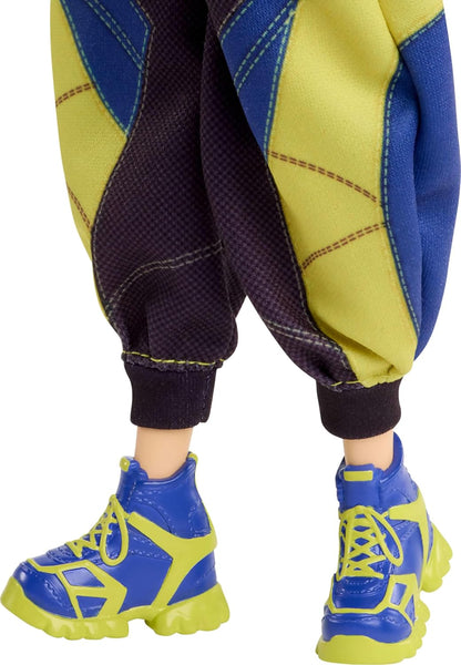 Mattel Kpop Demon Hunters HUNTR/X Zoey Fashion Doll | Wearing “How It’s Done” Performance Look, Spirit Blades Accessory, Inspired by the Movie