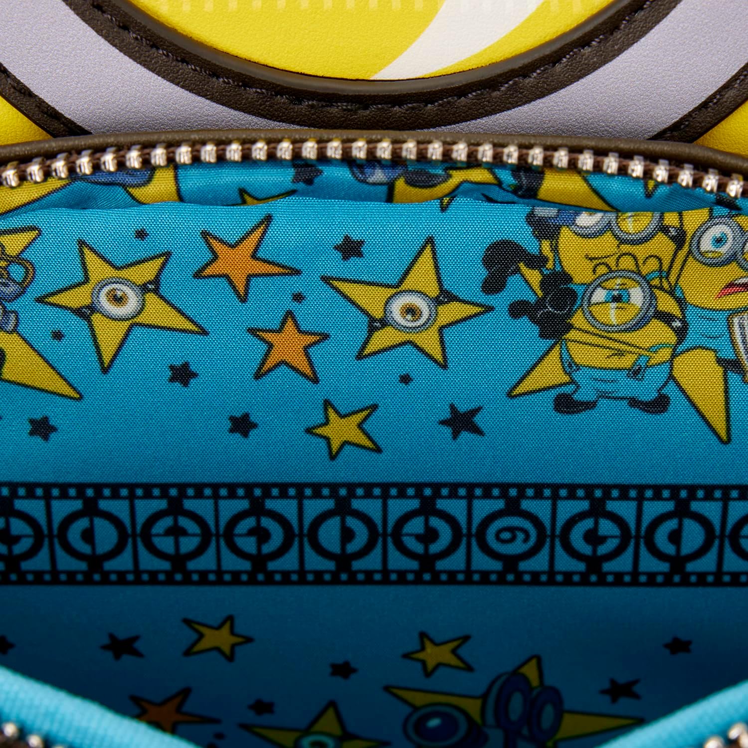 Loungefly Universal: Minions 3 - Mini Zaino Ricamato - Borse da Collezione
