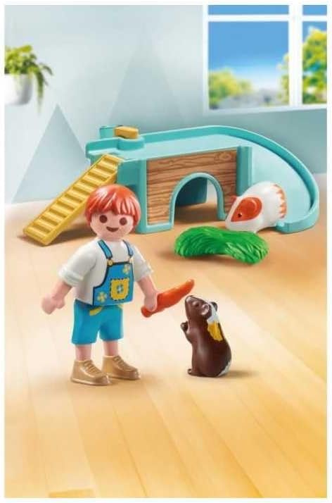 P - Junge Mit Meerschweinchen