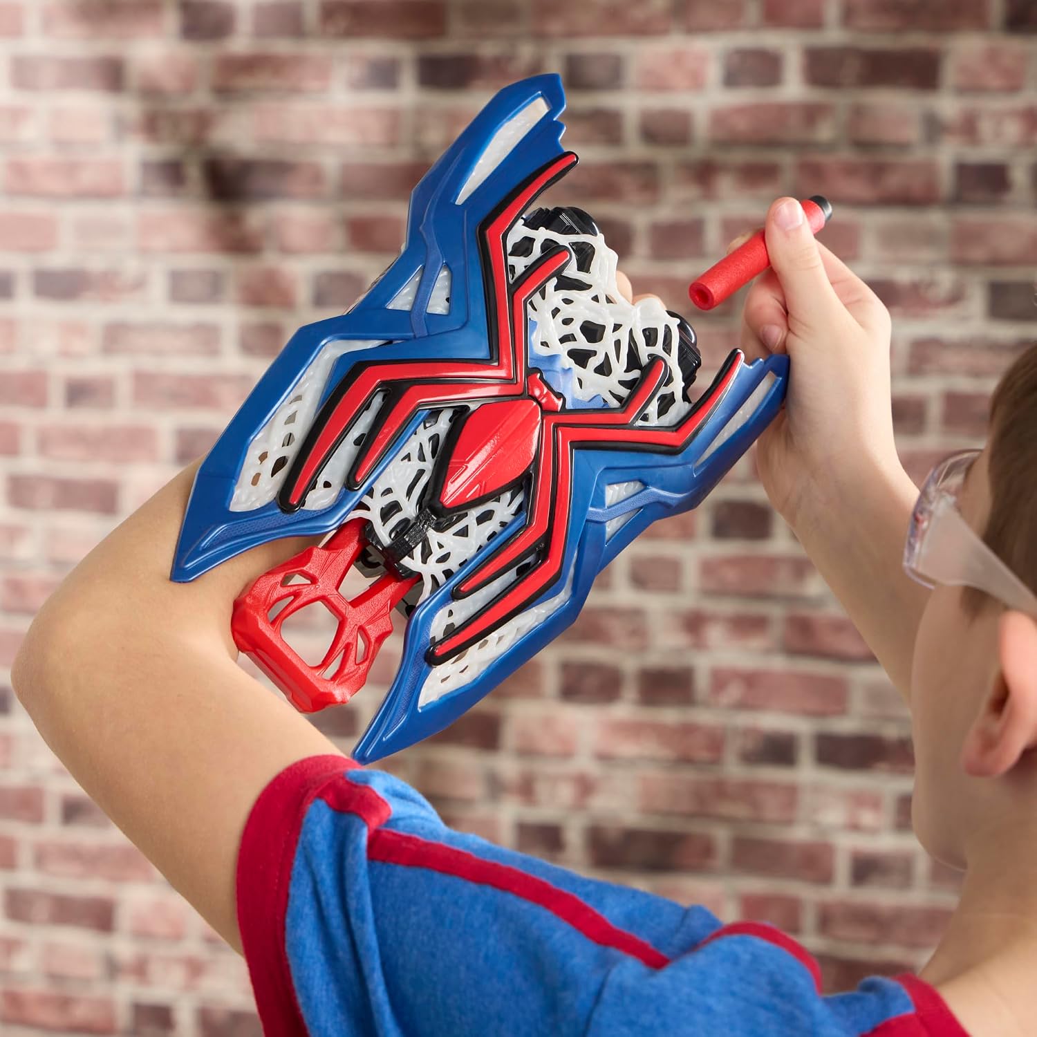 Marvel Studios Spider-Man: Brand New Day Nerf Web Strike Blaster Rollenspielzeug, Superhelden-Spielzeuge & Kostüme für Kinder, ab 5 Jahren