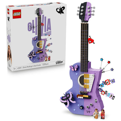 LEGO Editions Olivia Rodrigo's Dubbele Gitaar - Bouwpakket voor Kinderen en Tieners vanaf 14 Jaar Muziek Tienerkamer Decoratie - Model met 2 Minifiguren - Cadeau voor Meisjes, Jongens en Fans - 43031
