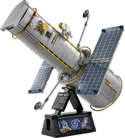 LEGO Icons Ruimtetelescoop Hubble - Telescoop Ruimte Bouwpakket voor Volwassenen - Replica met Verstelbare Zonnepanelen en Instrumentenruimte - Cadeau voor Mannen en Vrouwen - 11382