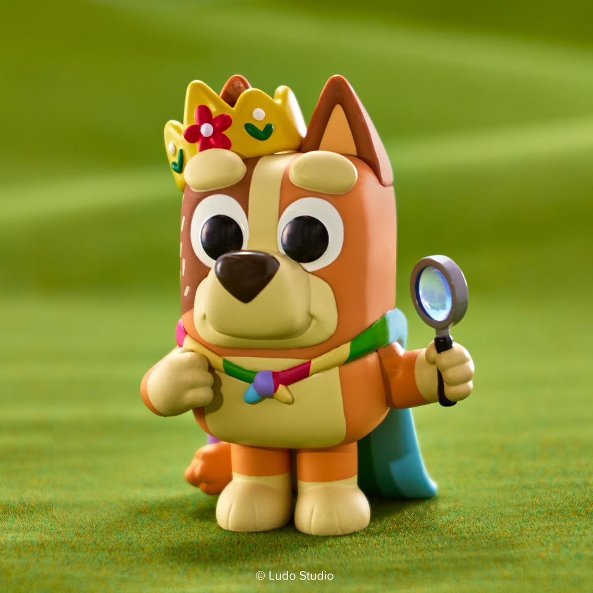 Funko POP! Animation: Bluey - Queen Chilli | Official Merch - Collectable Vinyl Figurine for Shelf Display - Birthday Gift Idea for Fans and Collectors