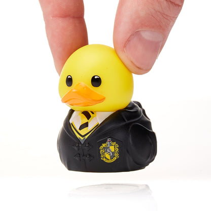 TUBBZ Harry Potter Gryffindor Mini Hufflepuff Vinyl Spielzeug Figur 3.5cm | Offizielles Merchandise zur Harry Potter bücher, Mini Hufflepuff Vinylfigur Ente mit Zauberstab & Badewanne.Geschenk & dekor