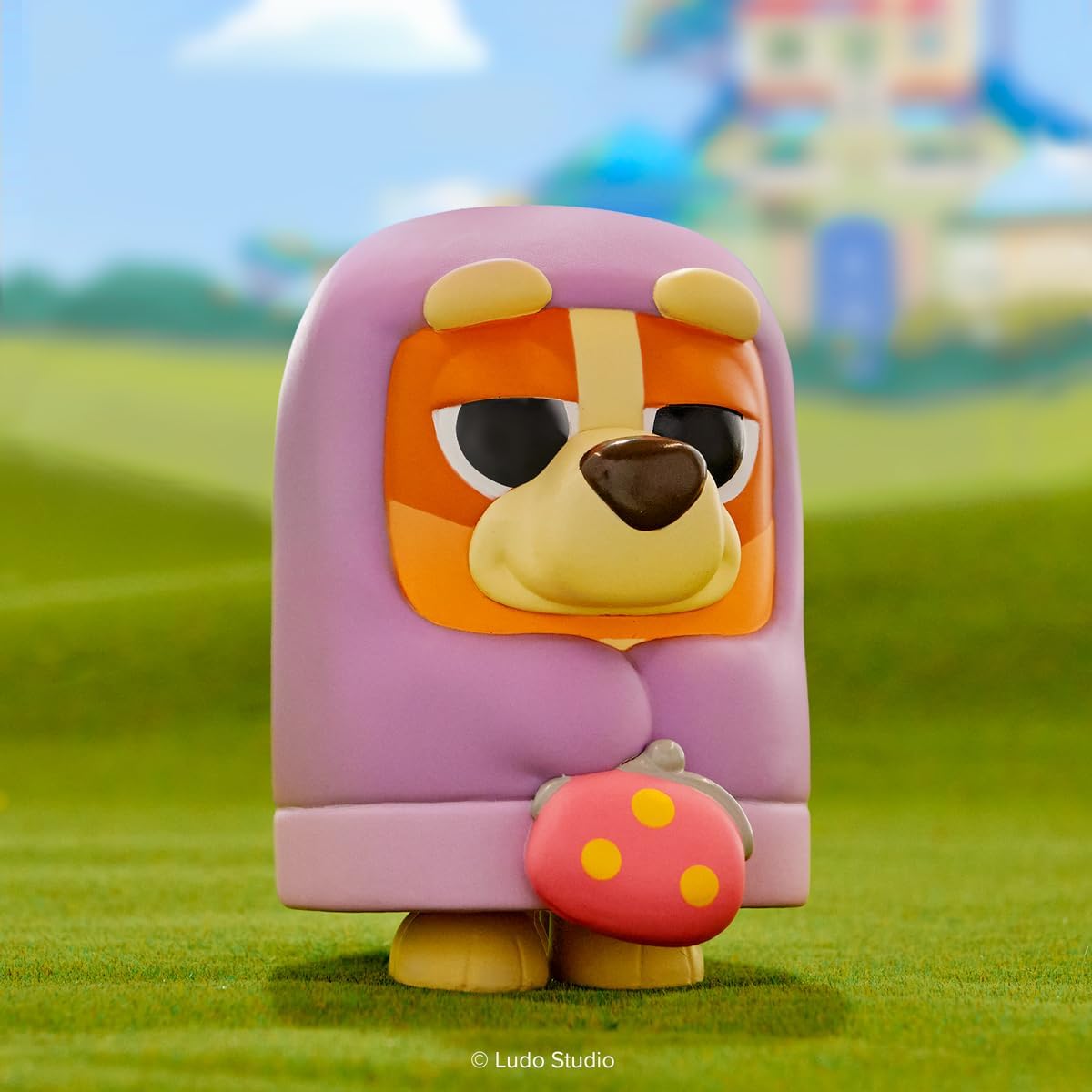 Funko POP! Animation: Bluey - Granny Rita | Official Merch - Collectable Vinyl Figurine for Shelf Display - Birthday Gift Idea for Fans and Collectors