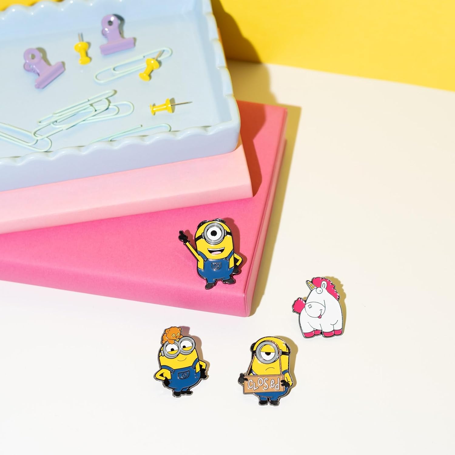 Minions Pin Badges Set Of 4