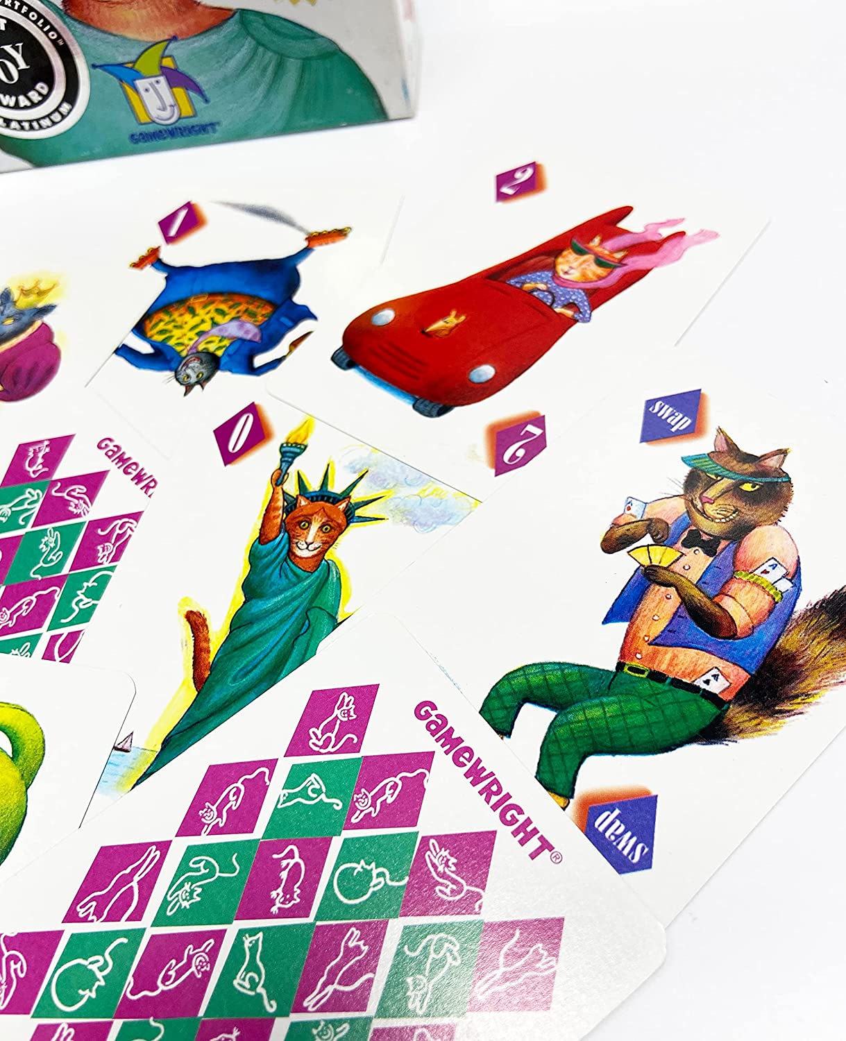 Gamewright | Rat-a-tat Cat Game | Card Game | Ages 6+ | 2-6 Players | 20 Minutes Playing Time, Multicolor, 5 Inches