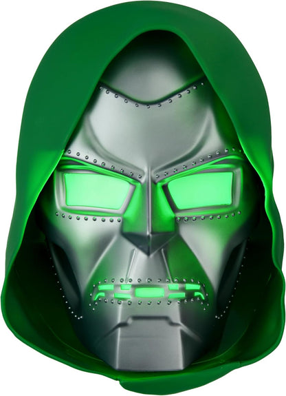 Paladone Dr Doom Mask Light – 23cm Character Display Lamp – USB or Battery Powered Table or Wall Light
