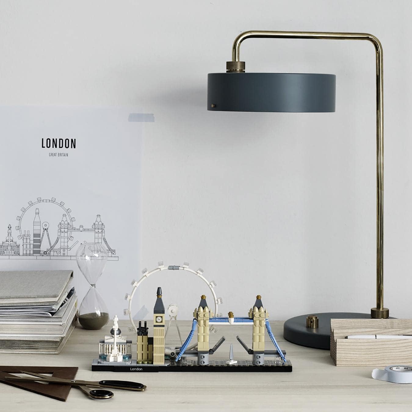 LEGO Architecture Skyline Model Building Set, Model Kit Featuring London Eye, Big Ben, Tower Bridge, Office Home Décor, Collectible Gift Idea for Men, Women and Teens 21034