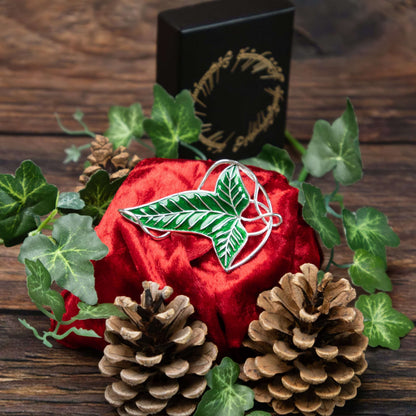The Noble Collection The Lord of the Rings Elven Leaf Brooch - 2.8in (7cm) Costume Jewellery Enamelled Brooch - Officially Licensed Film Set Movie Props Jewellery Gifts