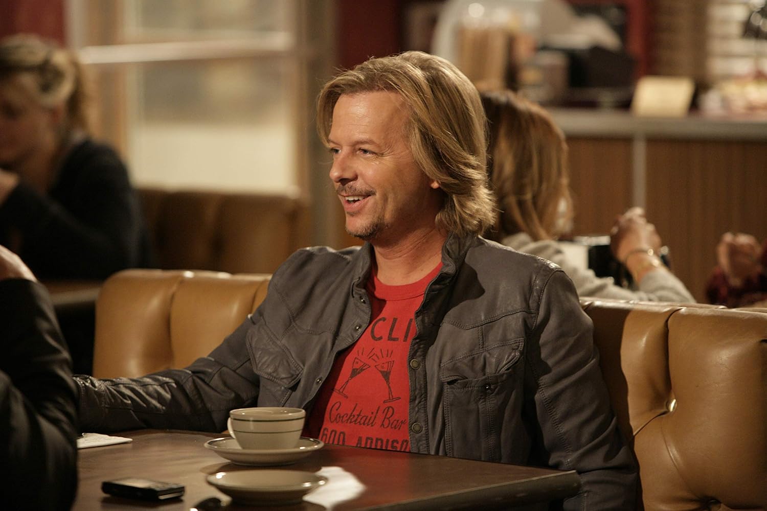 Rules of Engagement - Season 1 / Rules of Engagement - Season 2 / Rules of Engagement - Season 3 / Rules of Engagement - Season 4 - Set