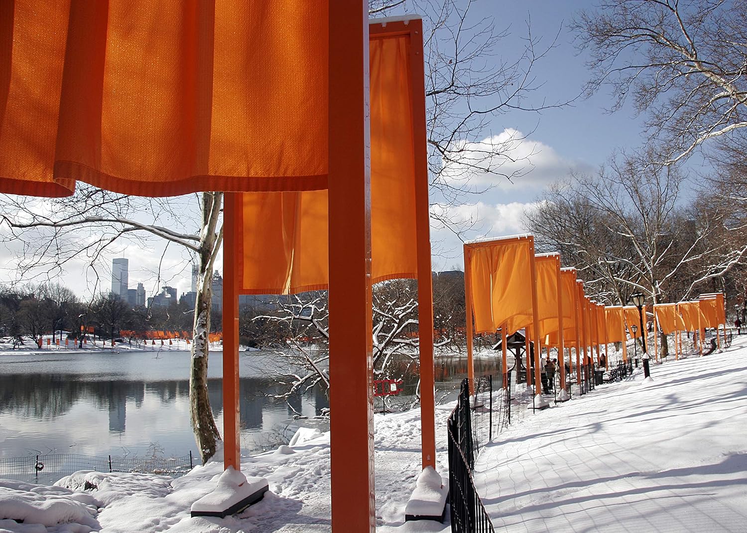 The Gates - Christo and Jeanne-Claude - Art Documentary (OmU