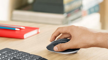 Logitech MK850 Multi-Device Wireless Keyboard and Mouse Combo, 2.4GHz Wireless and Bluetooth, Curved Keyframe & Wireless Mouse, 12 Programmable Keys, 3-Year Battery Life, PC/Mac, QWERTY UK Layout