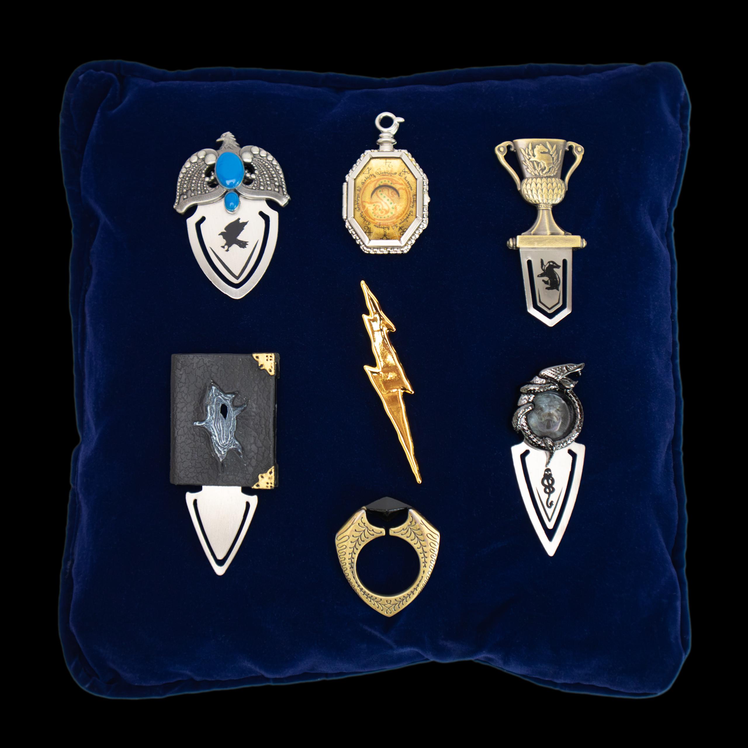 The Noble Collection Harry Potter Horcrux Bookmark Collection - Set of 7 Minature Horcrux Bookmarks in 8in (20cm) Display Box - Officially Licensed Film Set Movie Props Gifts Stationery