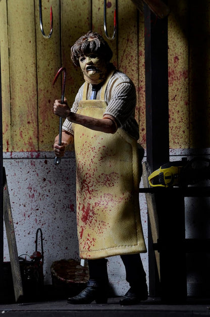 NECA 7-Inch Texas Chainsaw Massacre Ultimate Leatherface Action Figure