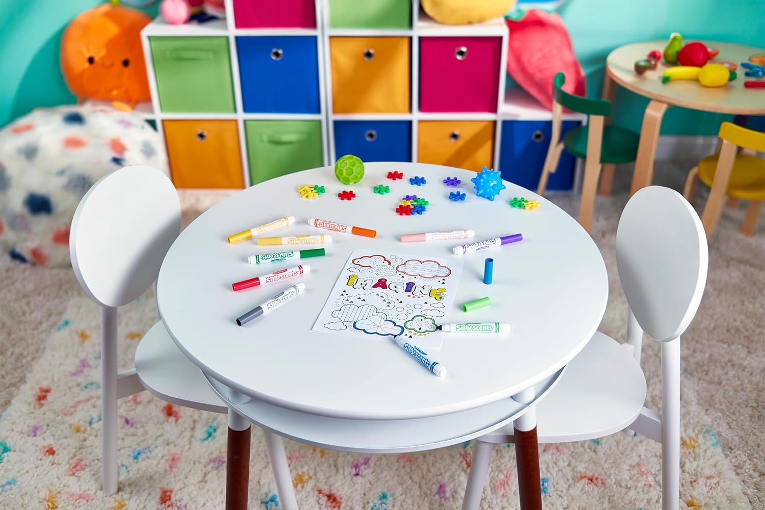 CRAYOLA Silly Scents Broadline Washable Markers - Assorted Colours (Pack of 12) | Unique Sweet Scents & Colours! | Ideal for Kids Aged 3+